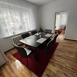 Z Tarasem Przy Kolejce Na Skrzyczne 100 Metrow Do Kolejki Mysliwska 98 Apartment Szczyrk
