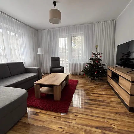 Mysliwska 98 Przy Kolejce Na Skrzyczne ,Apartament Z Tarasem , Studio ,Duzy Pokoj