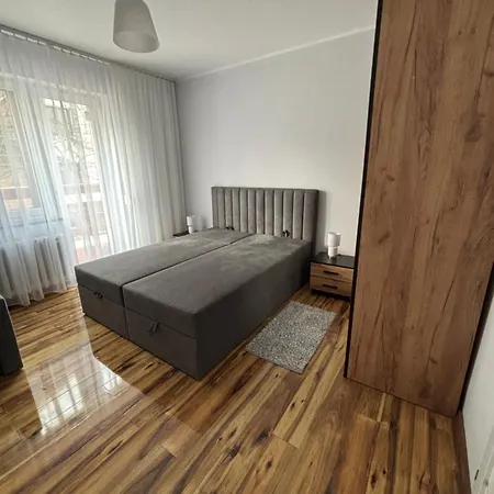 Mysliwska 98 Przy Kolejce Na Skrzyczne ,Apartament Z Tarasem , Studio ,Duzy Pokoj Apartment *