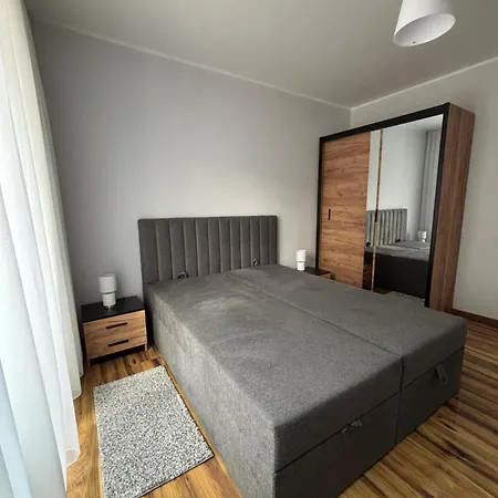 Mysliwska 98 Przy Kolejce Na Skrzyczne ,Apartament Z Tarasem , Studio ,Duzy Pokoj Apartment Szczyrk