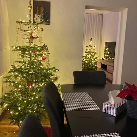 Mysliwska 98 Przy Kolejce Na Skrzyczne ,Apartament Z Tarasem , Studio ,Duzy Pokoj *