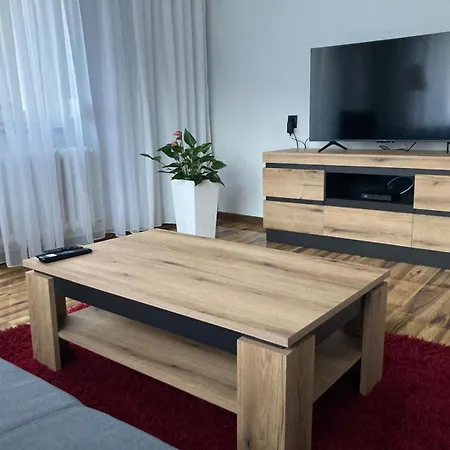 Z Tarasem Przy Kolejce Na Skrzyczne 100 Metrow Do Kolejki Mysliwska 98 Appartement Szczyrk