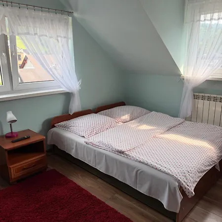 Mysliwska 98 Przy Kolejce Na Skrzyczne ,Apartament Z Tarasem , Studio ,Duzy Pokoj Apartment *