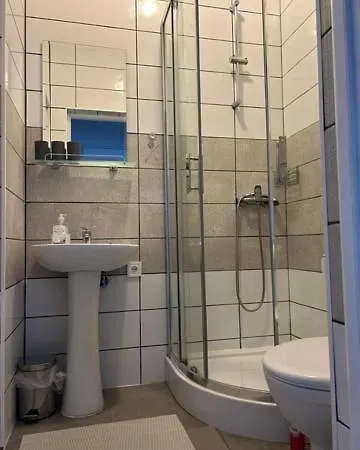 Apartment Mysliwska 98 Przy Kolejce Na Skrzyczne ,Apartament Z Tarasem , Studio ,Duzy Pokoj