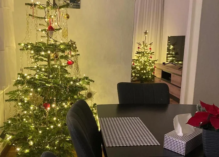 Z Tarasem Przy Kolejce Na Skrzyczne 100 Metrow Do Kolejki Mysliwska 98 *